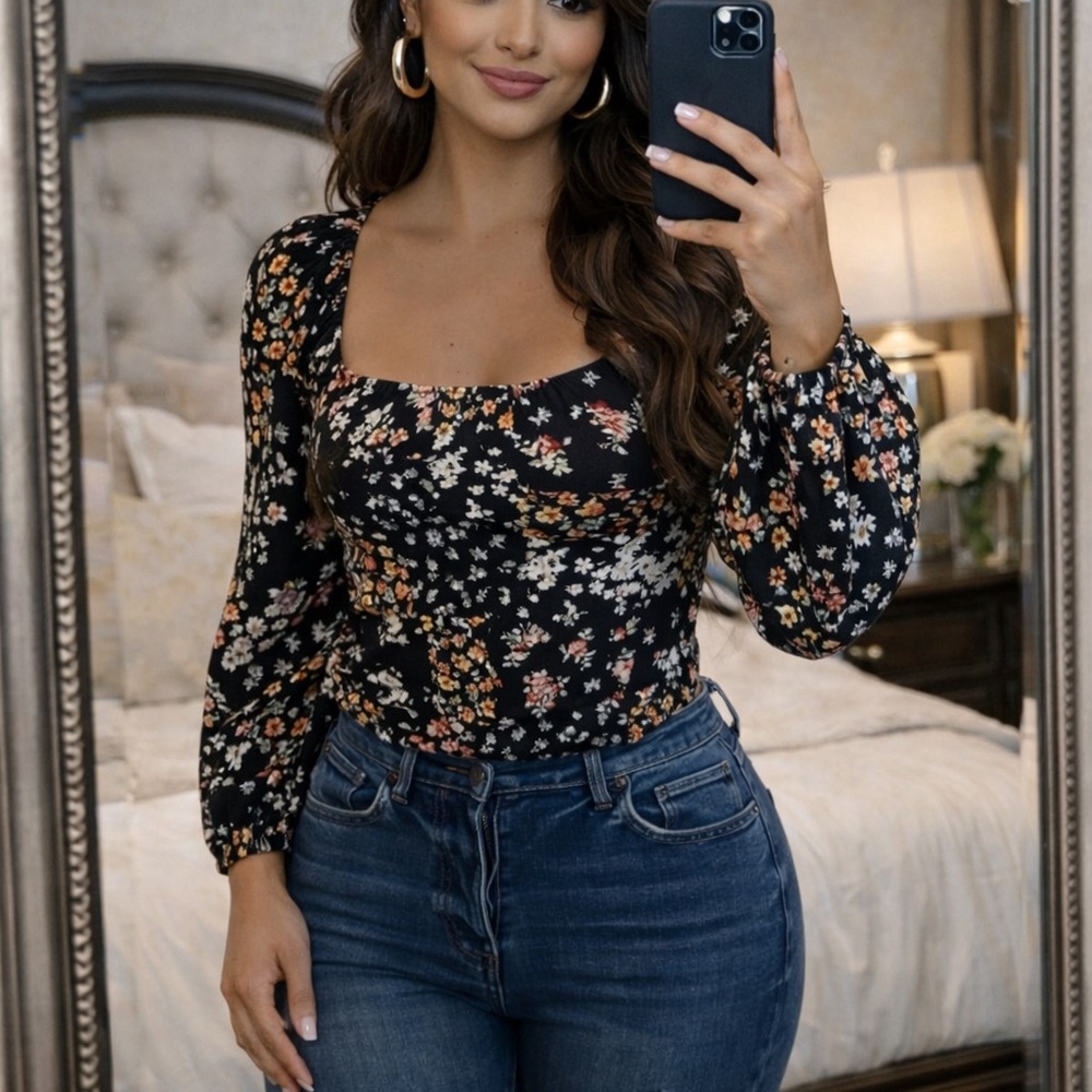 Floral Puff Sleeve Top